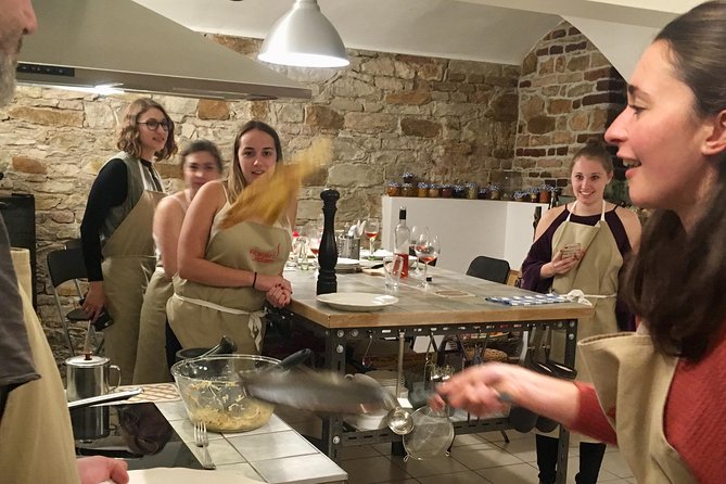 Taste, Cook and Dine Traditional Czech - Dessert brings fruit, poppy seeds, or meringue