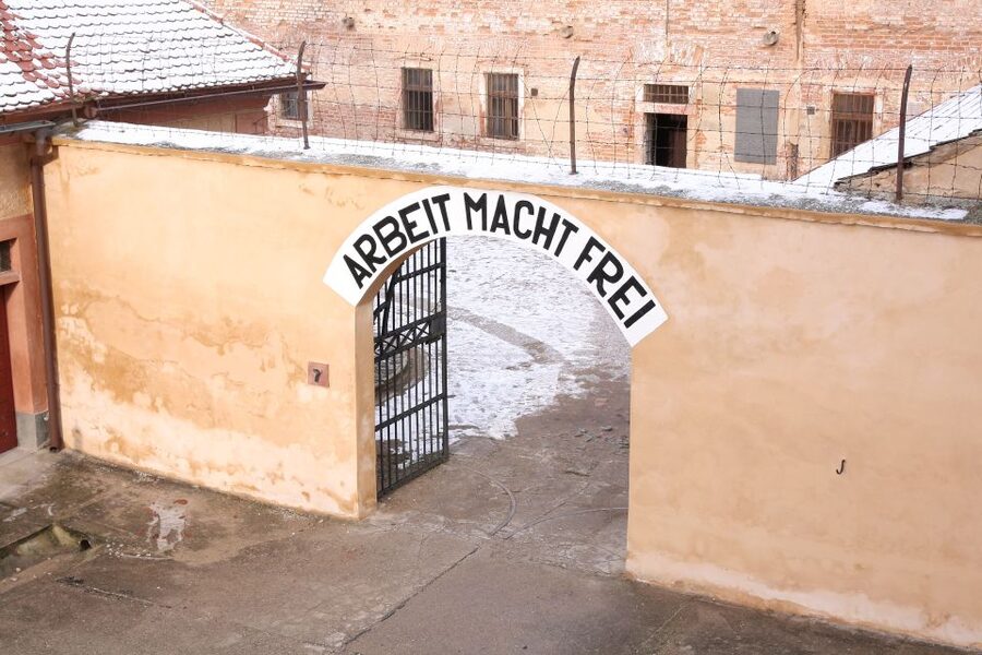Terezin Memorial: Entry Ticket Combo w. Guided Walking Tour - Why Terezin feels different from a standard museum visit