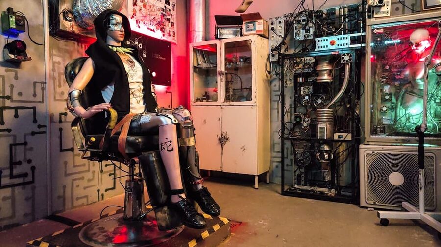 The Clinic: Escape room in Fun Arena Prague - The secret clinic and its stolen implants