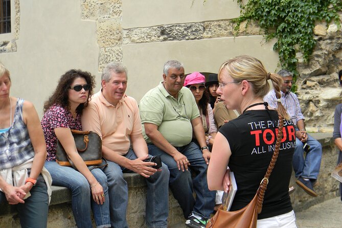 The Prague Tour All Inclusive with Pick up, Boat Trip and Lunch - Lunch in a medieval Lesser Town restaurant