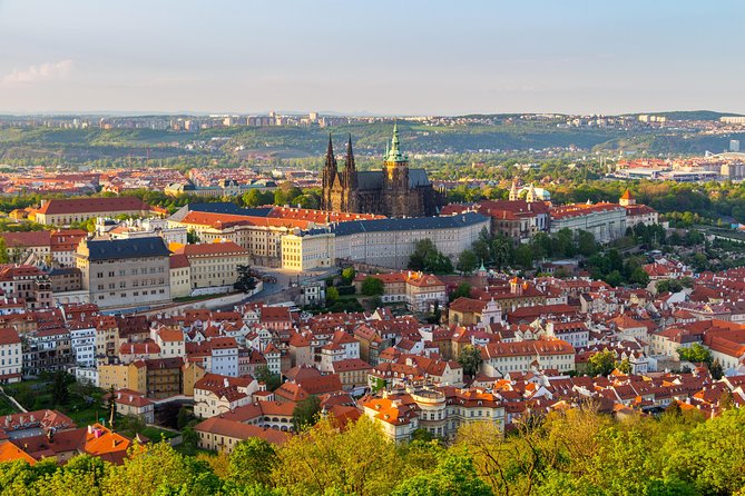 Two-Hour Morning Walking Tour of Prague Castle - Guides make the biggest difference