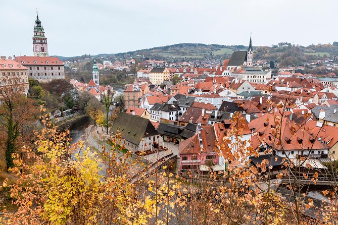 UNESCO Cesky Krumlov from Prague with Guided Tour and Transfer - Why Český Krumlov earns a full day from Prague