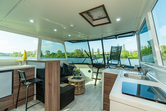VIP Prague YachtBoat ONE Experience: All-You-Can-Drink - Starting at Rašínovo nábřeží
