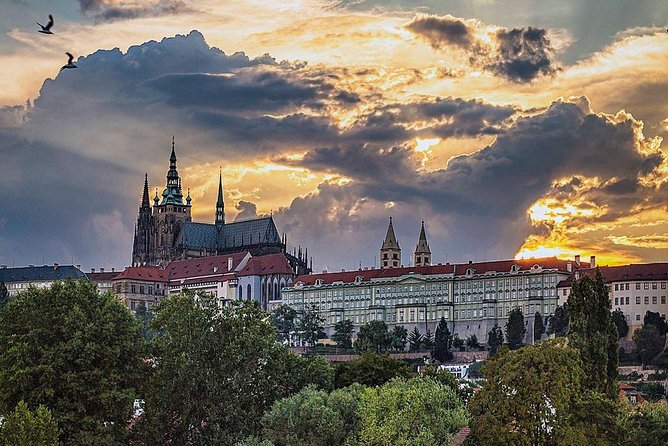 VIP Private tour Prague: Castle, Lunch, Beer, Boat - What this private Prague day is really like