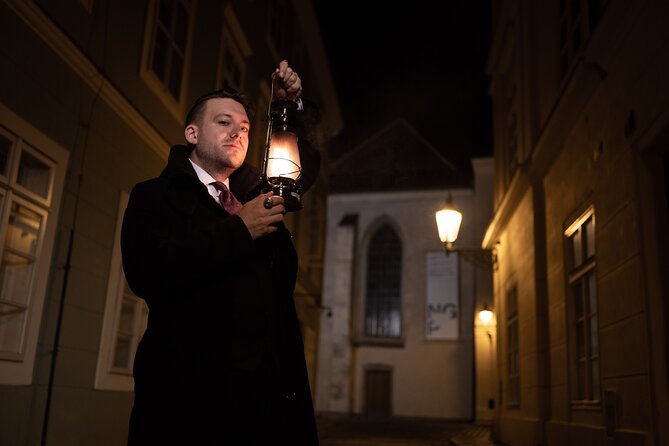 Walking Night Tour Ghost Stories and Legends of Prague's Old Town - The Old-New Synagogue and the Golem