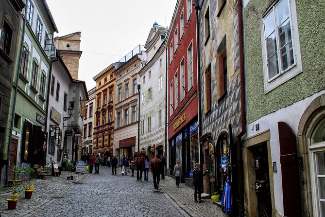 Walking private guided tour in Cesky Krumlov with local certified guide - The value of a private tour at $229.75