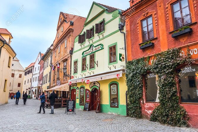 Walking private guided tour in Cesky Krumlov with local certified guide - What the tour does not cover