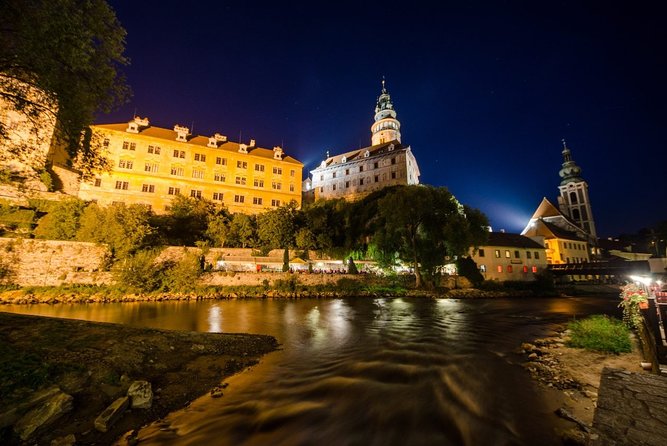 Walking private guided tour in Cesky Krumlov with local certified guide - A sensible way to fit it into your day