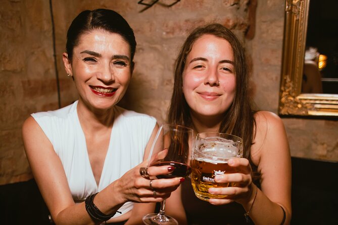 Wednesday Night Live Music and Cocktails Ticket in Kontakt Bar - Live music with a small-bar mood