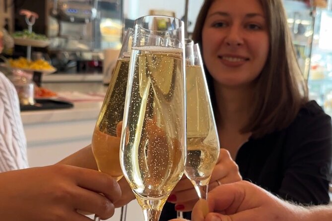 Wine Tasting and History Prague - Four wines with Czech food